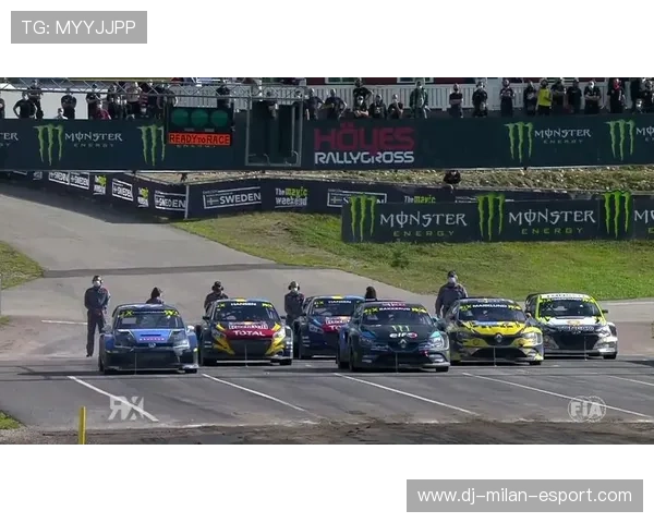 “超越极限：车手在赛场上的血脉喷张瞬间”，超越赛车2006视频